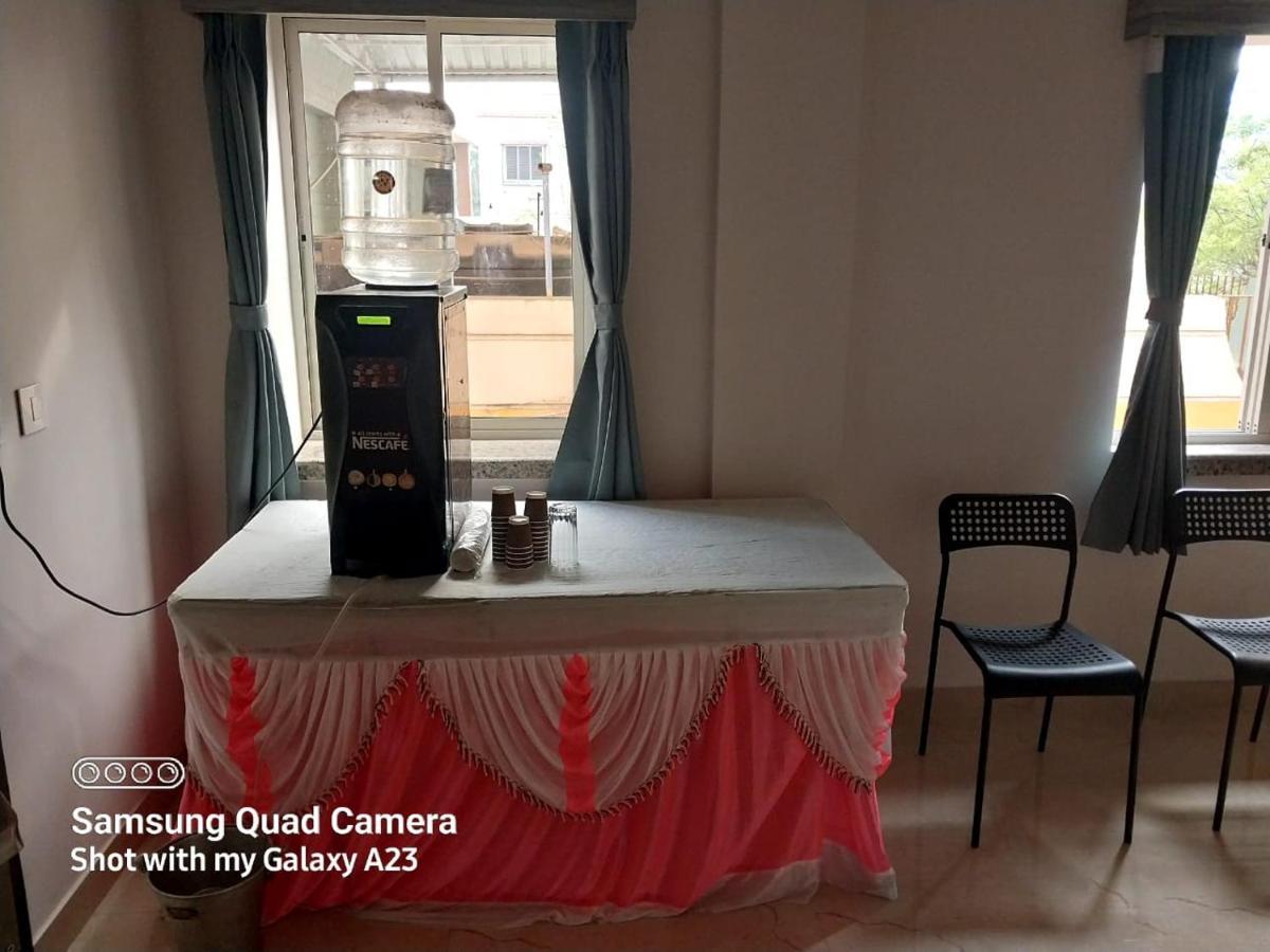 La Cresta Inn Kalkutta Kültér fotó